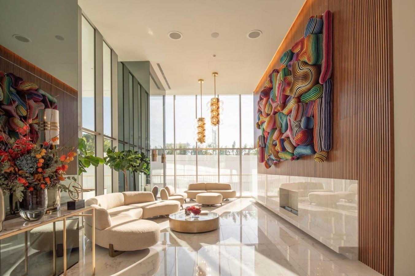 Cascais - 1 Bedroom And Shared Pool In Campolide Apartment *