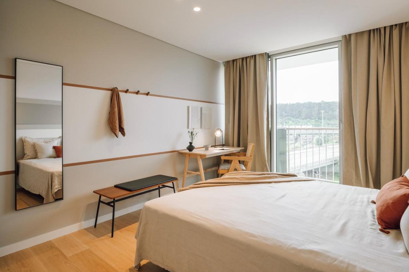 Cascais - 1 Bedroom And Shared Pool In Campolide